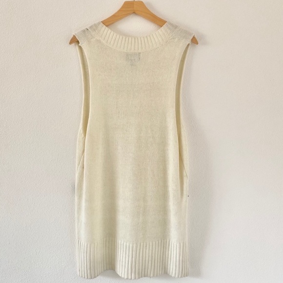 Ivory Sweater vest - Picture 3 of 7